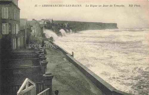 AK / Ansichtskarte Arromanches-les-Bains Bayeux 14 Calvados Digue Sturm Wellen Meer Haeuser Klippe Promenade