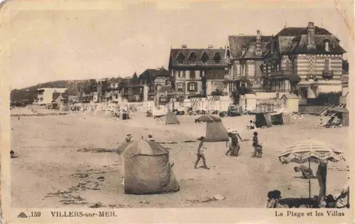 AK / Ansichtskarte VILLERS-SUR-MER Lisieux 14 Calvados Plage Strand Villen Strandkoerbe Zelt Badegaeste Meer Sommergaeste