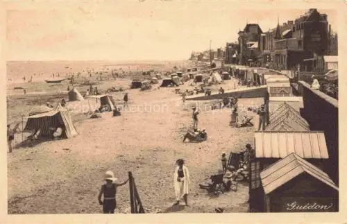 AK / Ansichtskarte Saint-Aubin-sur-Mer CAEN 14 Calvados Plage Strand Strandkoerbe Zelte Badegaeste Villen Kueste
