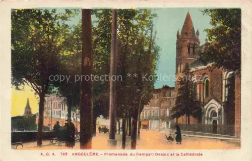AK / Ansichtskarte ANGOULEME 16 Charente Rempart-Desaix Cathedrale Promenade Allee Baeume Kirchturm Passanten