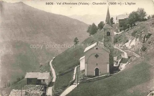 AK / Ansichtskarte Chandolin 2000m Anniviers Sierre VS Eglise Kirche Val-d Anniviers Bergdorf Berge Huegel Weg