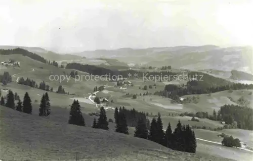 AK / Ansichtskarte Schallenberg 1167m Schwarzenegg BE Blick-auf-Siehen Huegel Tannen Wiesen Bauernhoefe Schwarzwald Mutzli-Bar