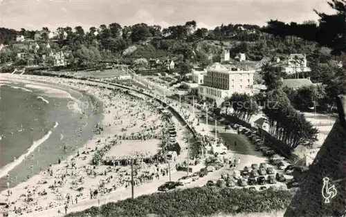 AK / Ansichtskarte PERROS-GUIREC Lannion 22 Cotes-d Armor La-Plage-de-Trestraou Strand Strandpromenade Badegaeste Autos Villen Meer Hochsaison