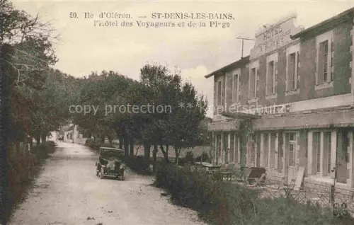 AK / Ansichtskarte St-Denis-les-Bains St-Denis-d Oleron Rochefort 17 Charente-Maritime Hôtel-des-Voyageurs Strasse Auto Baeume Ile-d Oleron