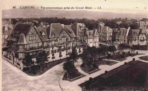 AK / Ansichtskarte CABOURG 14 Calvados Grand-Hôtel Villen Park Gaerten Fachwerk Normandie Luftaufnahme