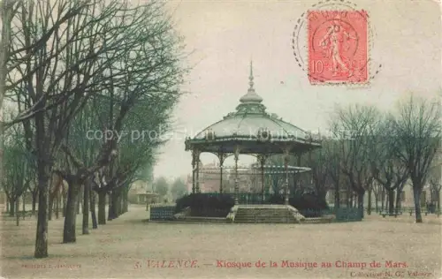 AK / Ansichtskarte VALENCE -SUR-RHONE 26 Drome Kiosque-de-la-Musique Champ-de-Mars Park Baeume Musikpavillon