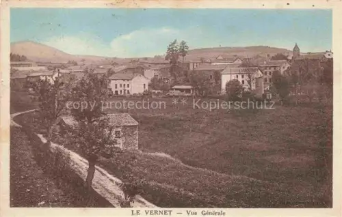 AK / Ansichtskarte Le Vernet-Sainte-Marguerite Clermont-Ferrand 63 Puy-de-Dome Dorf Kirche Wohnhaeuser Wiesen Baeume Huegel Wegscheide