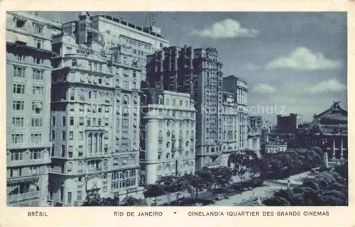 AK / Ansichtskarte RIO DE JANEIRO Brazil Cinelandia Hochhaeuser Kinoviertel Theater Stadtansicht Strasse Autos