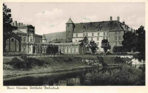 AK / Ansichtskarte Hann. Muenden Forstliche-Hochschule Fluss Schloss Turm Historisches-Gebaeude Baeume