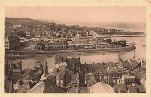 AK / Ansichtskarte DEAUVILLE-SUR-MER Lisieux 14 Calvados Plage-Fleurie Hafen Stadtansicht Kueste Strand Daecher Meer