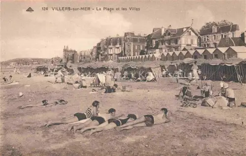 AK / Ansichtskarte VILLERS-SUR-MER Lisieux 14 Calvados Plage Villas Badegaeste Badekabinen Strandleben Sommerfrische