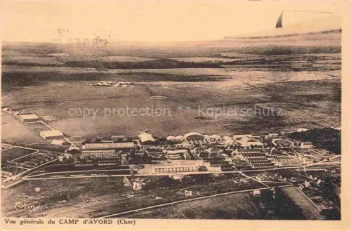 AK / Ansichtskarte Avord BOURGES 18 Cher Camp-d Avord Militaerlager Hangars Felder Luftaufnahme Gebaeude