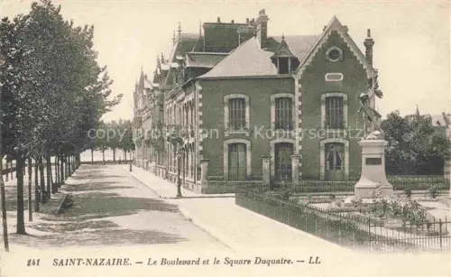 AK / Ansichtskarte ST-NAZAIRE  SAINT-NAZAIRE 44 Loire-Atlantique Boulevard Square-Duquaire Denkmal Baeume Allee Haeuser