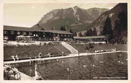 AK / Ansichtskarte OBERSTDORF Bayern Moorwasserbadeanstalt Schwimmbad Freibad Berge Alpen Badegaeste