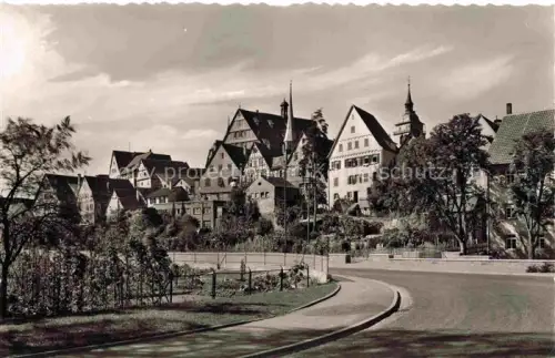 AK / Ansichtskarte Bietigheim Baden Metter Fluss Stadtansicht Fachwerkhaus Kirchturm Strasse Baeume