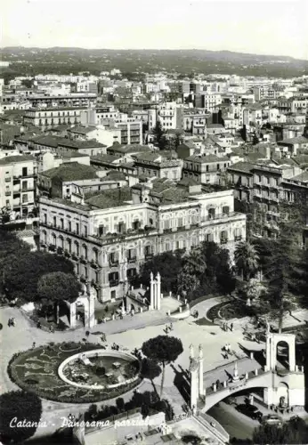 AK / Ansichtskarte CATANIA Sicilia IT Panorama Villa Palmen Park Brunnen Stadtansicht