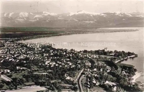 AK / Ansichtskarte FRIEDRICHSHAFEN Bodensee BW Bodensee Luftbild Stadtansicht Schloss Kirche Alpen Stadtwald Ufer