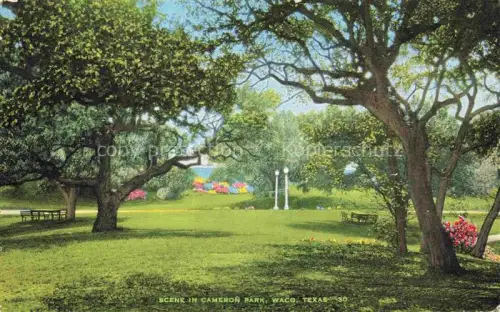 AK / Ansichtskarte Waco Texas USA Cameron-Park Baeume Rasen Parkbaenke Laternen Blumenbeete Spazierwege