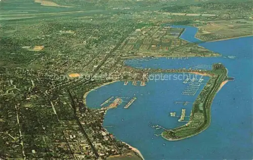 AK / Ansichtskarte SAN DIEGO California USA Shelter-Island Hafen Yachtclub Naval-Training-Center Point-Loma Bucht Boote Luftaufnahme