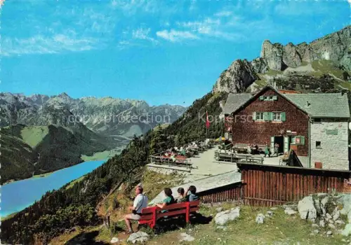AK / Ansichtskarte Erfurterhuette Erfurter-Huette 1834m Achensee Tirol AT Erfurter-Huette Achensee Karwendel Rotspitze Dalfazerkamm Berghuette Terrasse