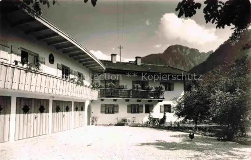 AK / Ansichtskarte Reichenhall BAD REICHENHALL Bayern Haus-Seeblink Bauernhaus Berge Balkon Hof Alpen Pension