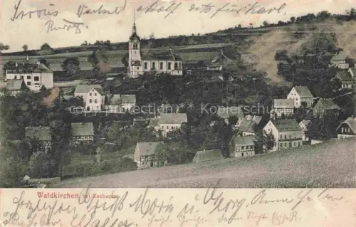 AK / Ansichtskarte Waldkirchen Erzgebirge Sachsen Ortsansicht Kirche Fachwerkhaus Dorf Huegel Felder Kirchturm Haeuser