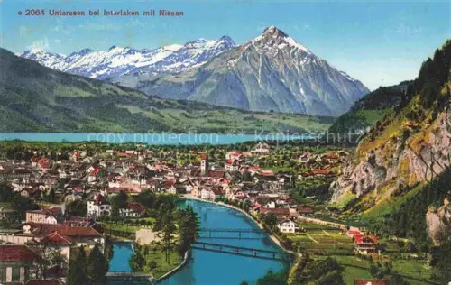 AK / Ansichtskarte Unterseen Interlaken BE Niesen Interlaken Aare Panorama Bruecke Berge Brienzersee handkoloriert