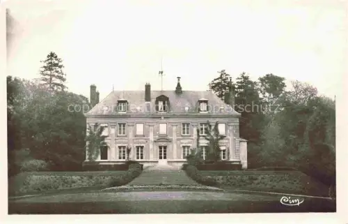 AK / Ansichtskarte Tourny Chateau Schloss Park Gartenanlage Baeume Freitreppe Herrenhaus