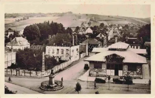 AK / Ansichtskarte Aix-en-Othe TROYES 10 Aube Rue-Claude Brunnen Marktplatz Haeuser Huegel Dorf Autos