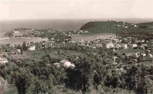 AK / Ansichtskarte Cavalaire-sur-Mer Draguignan 83 Var Vue-générale Cap Vigie Corniche-des-Maures Kueste Meer Baeume Haeuser
