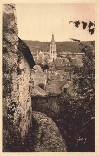 AK / Ansichtskarte Caudebec-en-Caux ROUEN 76 Seine-Maritime Église-Notre-Dame Gasse Steinmauer Stadtblick Daecher Kirchturm