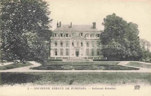 AK / Ansichtskarte Jumieges ROUEN 76 Seine-Maritime Abbaye-de-Jumièges Bâtiment-Abbatial Herrenhaus Park Garten Baeume