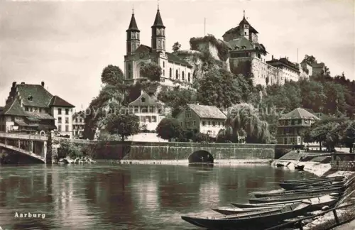 AK / Ansichtskarte Aarburg AG Kirche Schloss Aare Boote Bruecke Altstadt Felsen