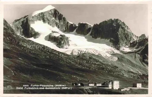 AK / Ansichtskarte Furkapass Furkapasshoehe Galenstock Hotel-Furkablick Gletscher Berge Hochgebirge