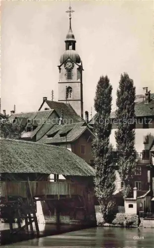 AK / Ansichtskarte OLTEN SO Kirchturm Uhr Holzbruecke Aare Altstadt Pappeln