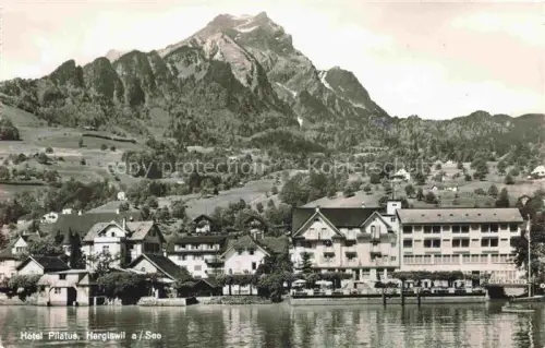 AK / Ansichtskarte Hergiswil Vierwaldstaettersee NW Hotel-Pilatus See Berge Ufer Haeuser Wald