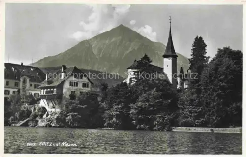 AK / Ansichtskarte SPIEZ Thunersee Niedersimmental BE Niesen Schloss Kirche Thunersee See Ufer Berg