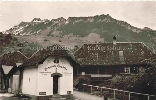 AK / Ansichtskarte Sigriswil BE Gemeinde-Gewoelbe Sigriswilergrat Pension Bergmassiv Dorfgebaeude