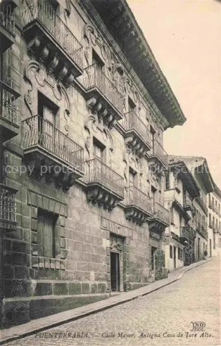 AK / Ansichtskarte FUENTERRABIA Hondarribia ES Calle-Mayor Antigua-Casa-de-Tore-Alta Balkon Fassade Gasse Kopfsteinpflaster