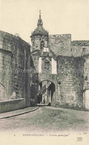 AK / Ansichtskarte FUENTERRABIA Hondarribia ES Puerta-principal Stadttor Kirchturm Stadtmauer Torbogen Kopfsteinpflaster