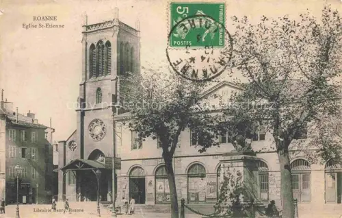 AK / Ansichtskarte ROANNE 42 Loire Eglise-St-Etienne Kirchturm Kirchenfassade Rosette Platz Baeume