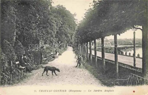 AK / Ansichtskarte Chateau-Gontier 53 Mayenne Jardin-Anglais Allee Park Fluss Hund Spaziergaenger Baenke