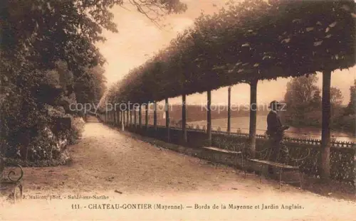 AK / Ansichtskarte Chateau-Gontier 53 Mayenne Bords-de-la-Mayenne Jardin-Anglais Pergola Fluss Allee Spaziergaenger