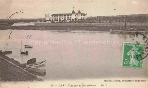 AK / Ansichtskarte DAX 40 Landes Adour Arenes Boote Fluss Arena Handkoloriert