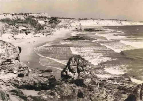 AK / Ansichtskarte Albufeira Algarve Faro PT Vista-geral-da-Praia Strand Felsen Klippen Wellen Meer Strandgaeste
