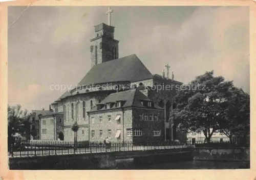 AK / Ansichtskarte PFORZHEIM BW Herz-Jesu-Kirche Kirche Kreuz Turm Kanal Baeume Steingebaeude