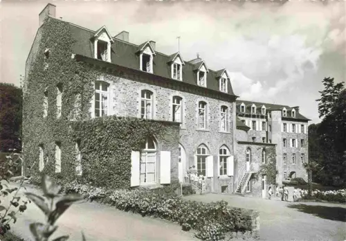 AK / Ansichtskarte DINARD 35 Ille-et-Vilaine Le-Prieuré Herrenhaus Efeu Kolonie-de-Vacances Garten Park Steingebaeude
