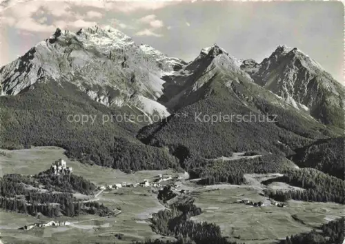 AK / Ansichtskarte Tarasp Schuls Scuol GR Schloss-Tarasp Florins Fontana Vallatscha Piz-Pisoc Unterengadin Bergtal Wald