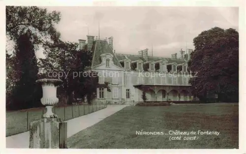 AK / Ansichtskarte Nerondes Saint-Amand-Montrond 18 Cher Château-de-Fontenay Schloss Park Vasenpfeiler Wiese Baeume