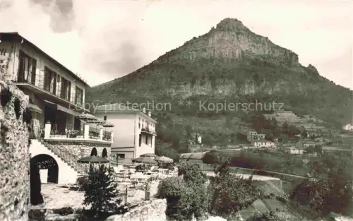AK / Ansichtskarte Saint-Jeannet-la-Gaude Grasse 06 Alpes-Maritimes Hotel-Restaurant Le-Baou Terrassen Felsen Berg Bergdorf Panorama-Tal